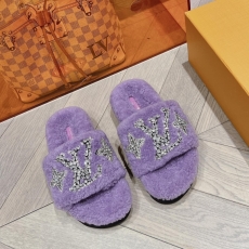 Louis Vuitton Slippers